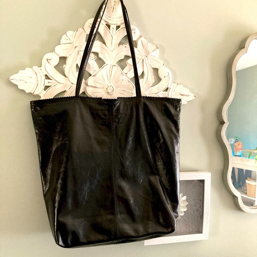 Awesome leather tote!!